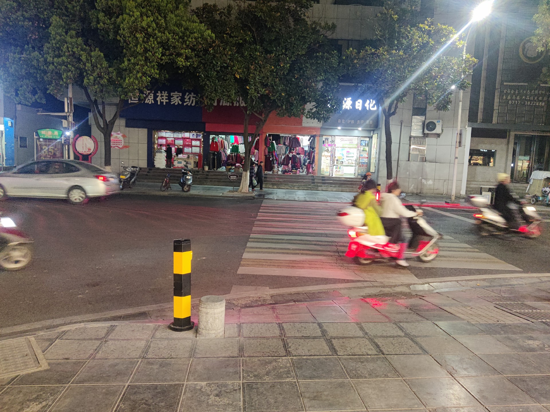 丰上光电智能斑马线预警系统保障湖北宜昌远安县道路安全